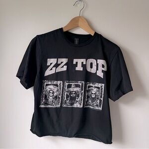women’s cropped zz top tee s/m
